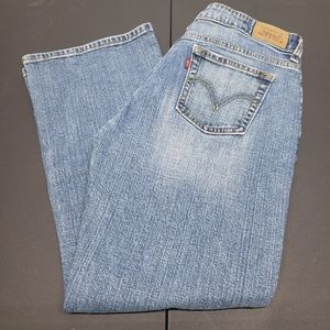 Women's Levi's 515 Jean's size 10 S